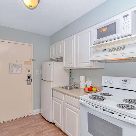 Renovated And Modern! Beautifully Updated Queen Suite! Sea Mist Resort 50410 Perfect For 2-4 Guests! Myrtle Beach Bagian luar foto